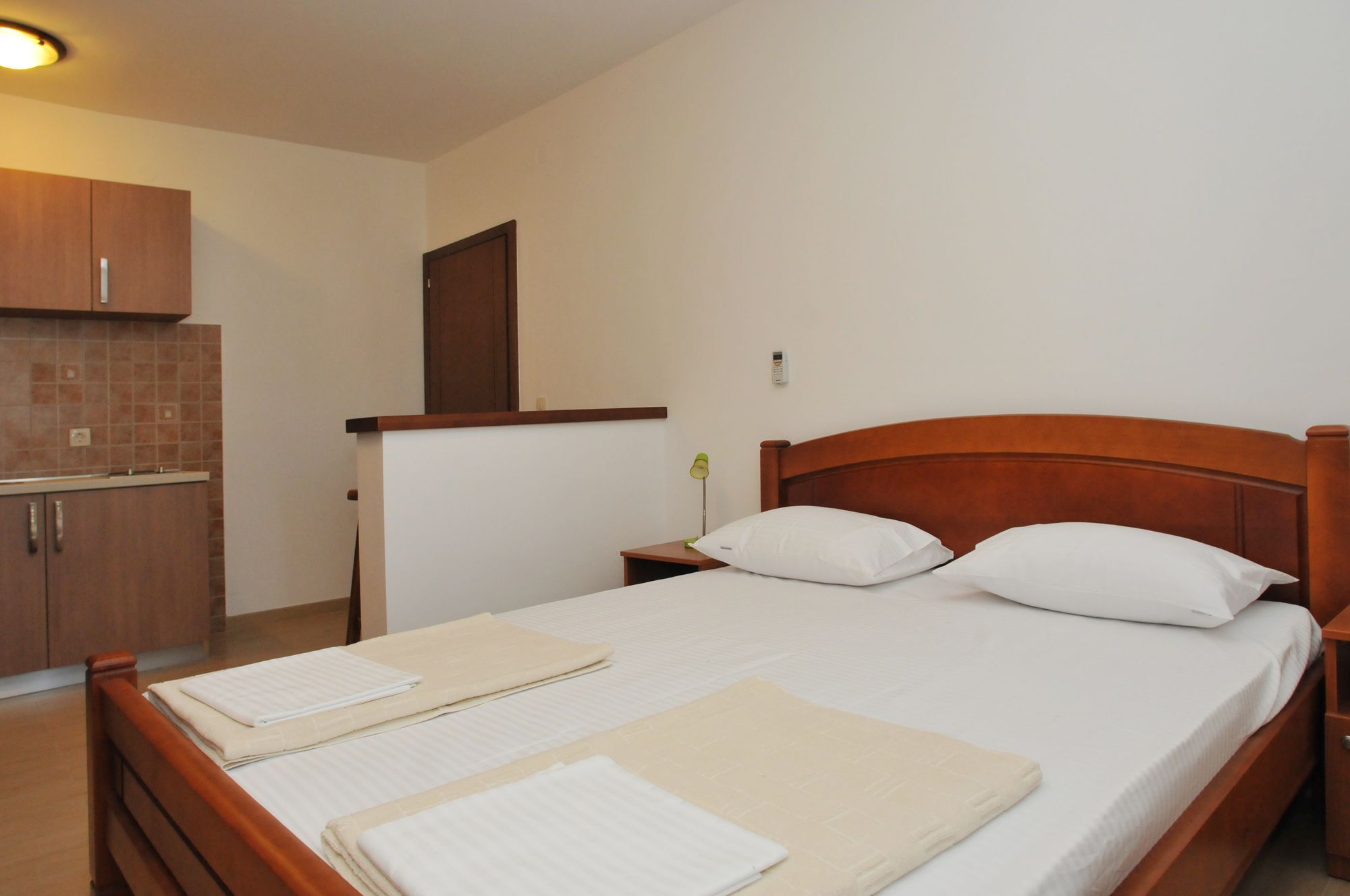 A&n * Budva
